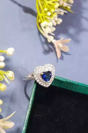 Blue stone silver ring