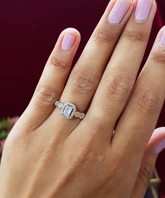 White cushion silver ring 1