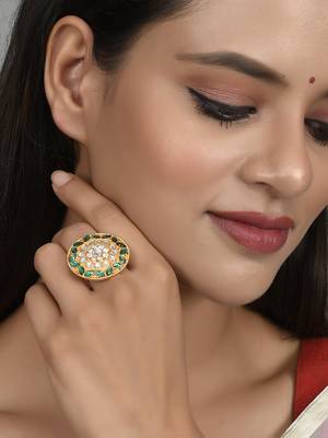 Set of 2 gold plated traditional wedding finger rings 2
