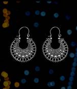 DESINGER GOLDEN EARRING FOR WOMEN