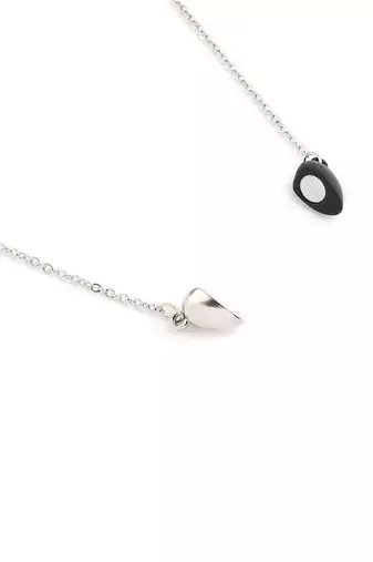 desinger heart chain neckless for women in magnet