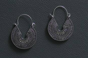DESINGER SLIVER EARRING FOR WOMEN 2