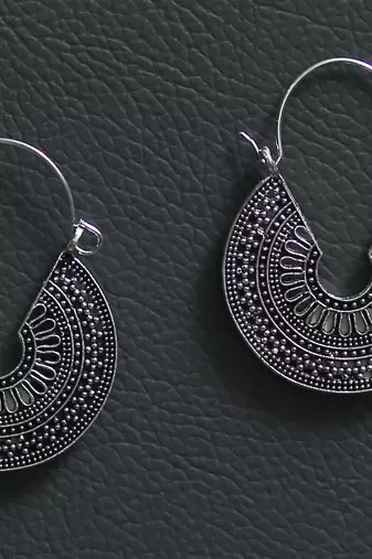 DESINGER SLIVER EARRING FOR WOMEN