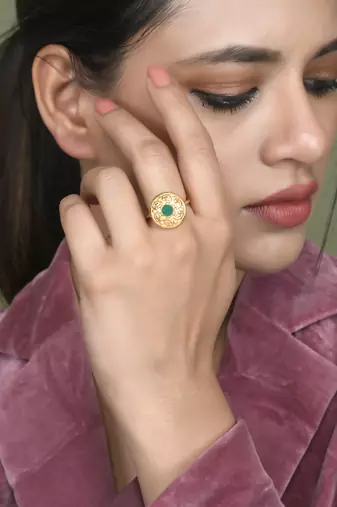 Round adjustable ring