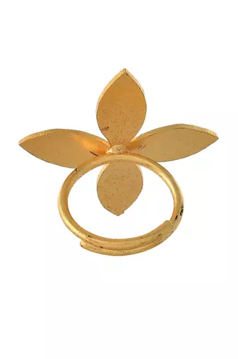 Floral textured adjustable ring