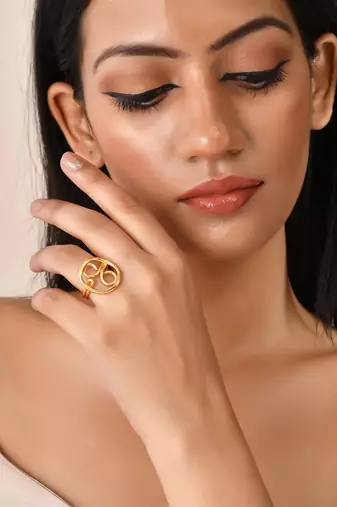 Round adjustable ring