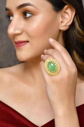 Adjustable golden kundan ring