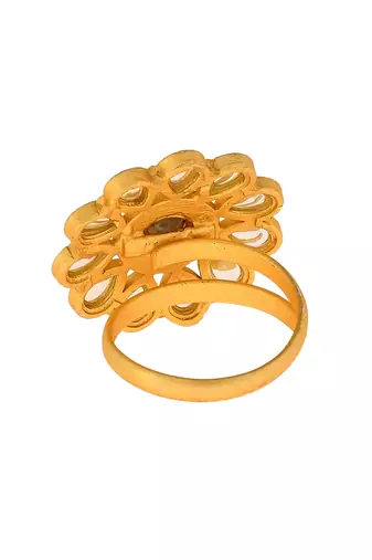 Floral kundan ring