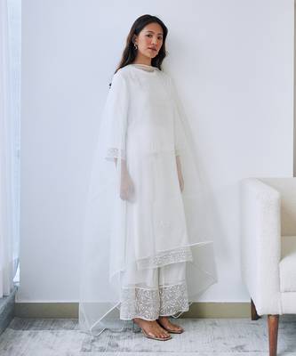Cloud white kurta set 2