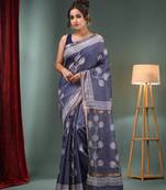 Grey Blended Silk Handwoven Saree With Flower Designs