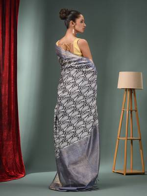 Charcoal Blended Silk Handwoven Ajrakh Print Saree 5