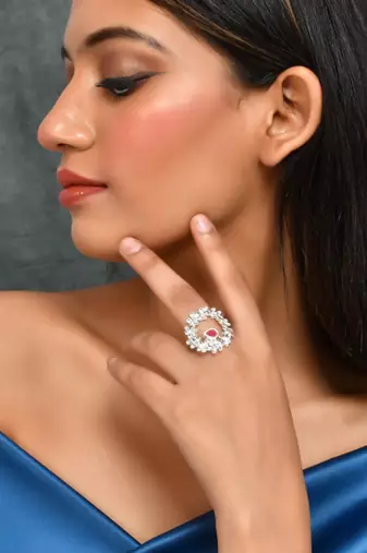 Silver plated floral designer finger ring