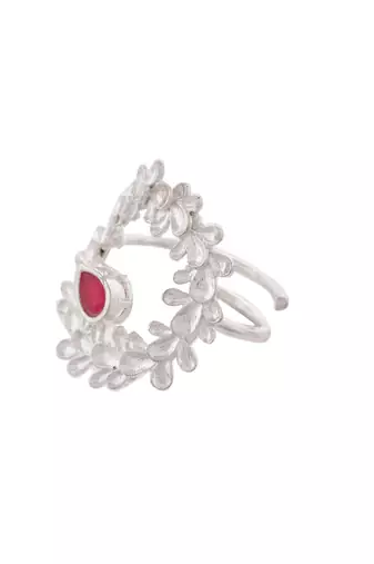 Silver plated floral designer finger ring