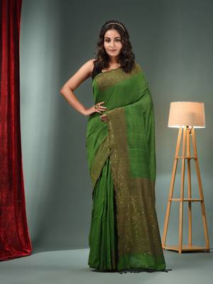 Green Cotton Handwoven Saree With Sequins Work 1