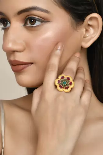 Gold plated floral adjustable finger ring