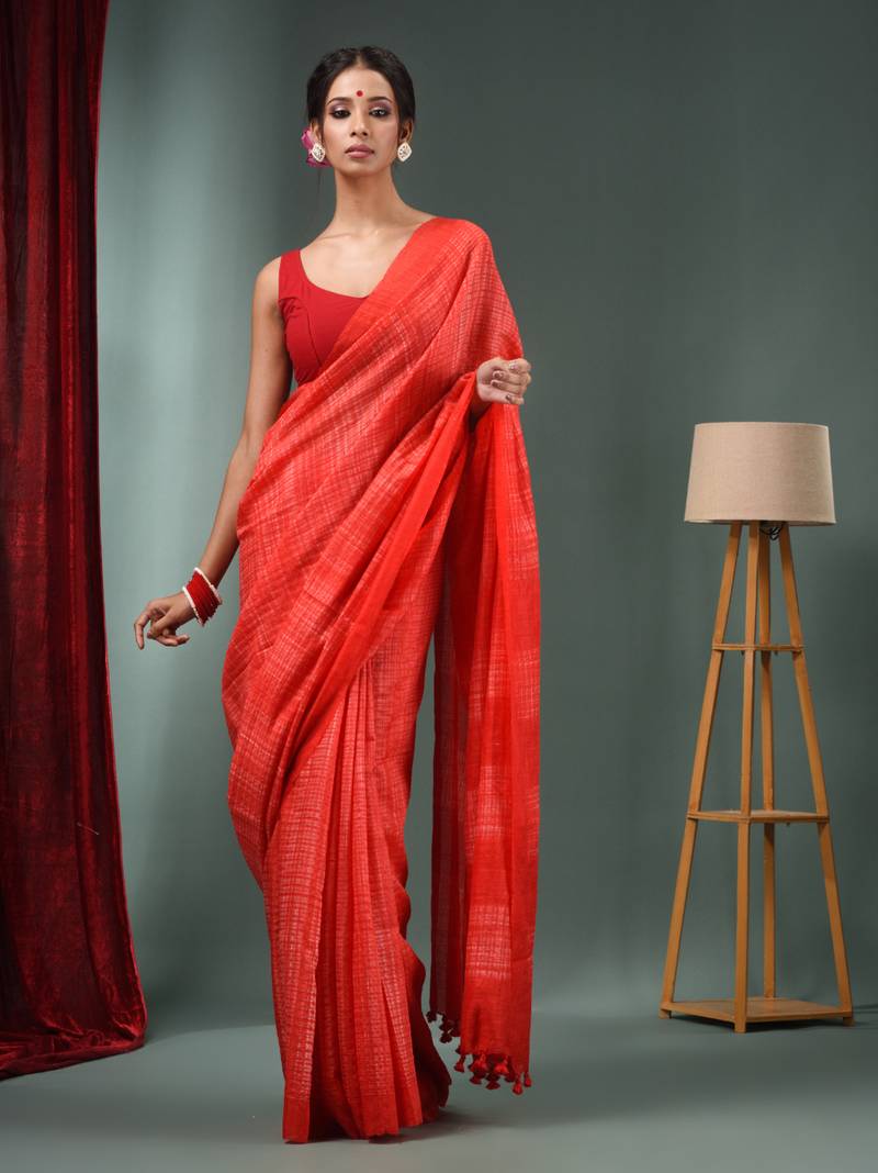 Matka Texture Red Matka Handwoven Saree With Texture Pattern - Charukriti - 4239737