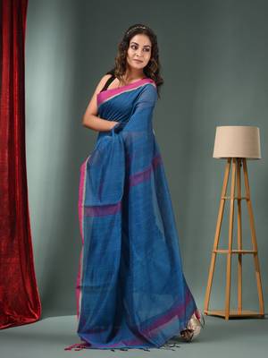Sapphire Blue Cotton Blend Handwoven Saree With Texture Designs 3