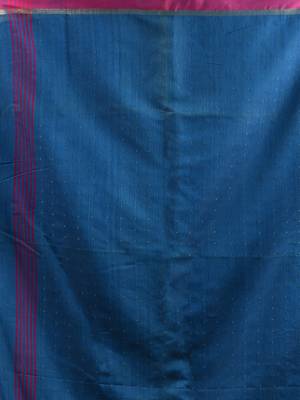Sapphire Blue Cotton Blend Handwoven Saree With Texture Designs 5
