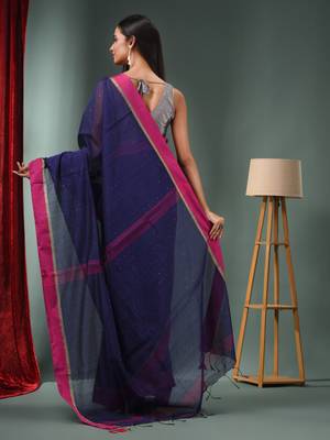 Midnight Blue Cotton Blend Handwoven Saree With Texture Designs 4