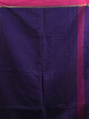 Midnight Blue Cotton Blend Handwoven Saree With Texture Designs 5