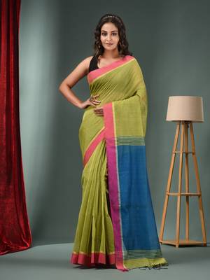 Sap Green Cotton Blend Handwoven Saree With Texture Designs 1
