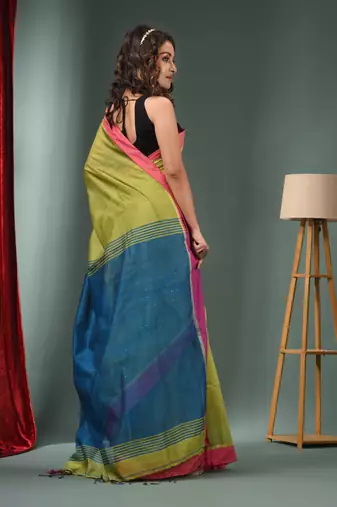 Sap Green Cotton Blend Handwoven Saree With Texture Designs