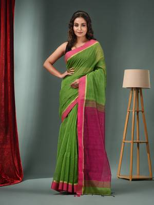 Parrot Green Cotton Blend Handwoven Saree With Texture Designs 2