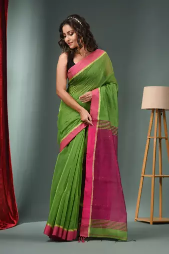 Parrot Green Cotton Blend Handwoven Saree With Texture Designs