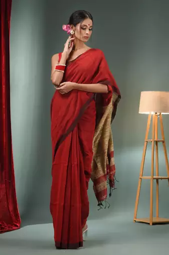 Red Cotton Blend Handwoven Saree With Ghicha Pallu