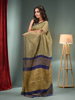 Beige Cotton Blend Handwoven Saree With Ghicha Pallu 3