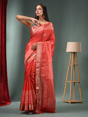 Red Blended Silk Handwoven Saree With Woven Zari Border 2
