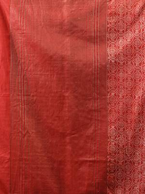 Red Blended Silk Handwoven Saree With Woven Zari Border 5