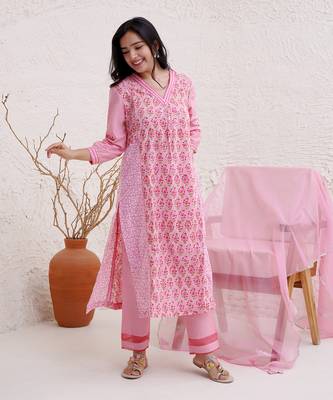 Petunia pink kurta with narrow pants 2