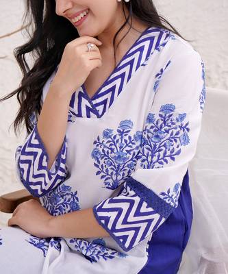 Floral chevron kurta with wide leg pants 2