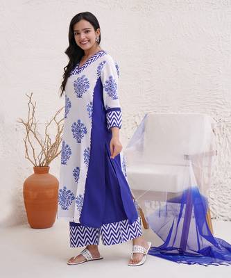 Floral chevron kurta with wide leg pants 4