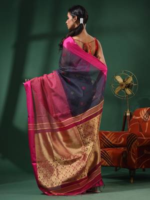 Grey Cotton Blend Handwoven Saree With Nakshi Designs 4