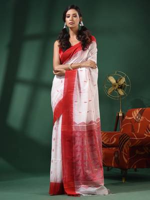 White Cotton Handwoven Saree With Texture Designs 2