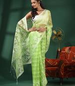 Light Green Muslin Handwoven Saree With Jamdani Designs