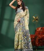 Ecru Handwoven Dhakai Jamdani Saree With Foliage Designs