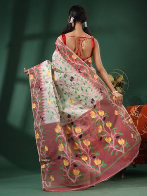 White Handwoven Dhakai Jamdani Saree With Foliage Designs Without Blouse 4