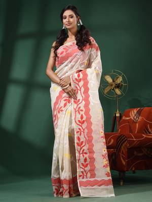 White Handwoven Dhakai Jamdani Saree With Foliage Designs Without Blouse 1