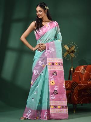 Sea Green Handwoven Dhakai Jamdani Saree With Floral Border Without Blouse 1