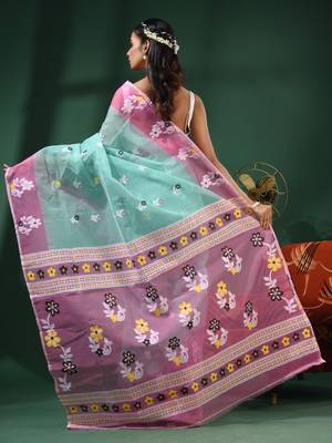 Sea Green Handwoven Dhakai Jamdani Saree With Floral Border Without Blouse 4