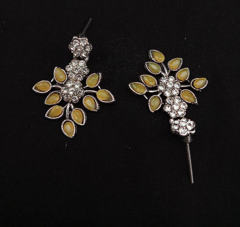 Yellow Yellow Gold Necklaces