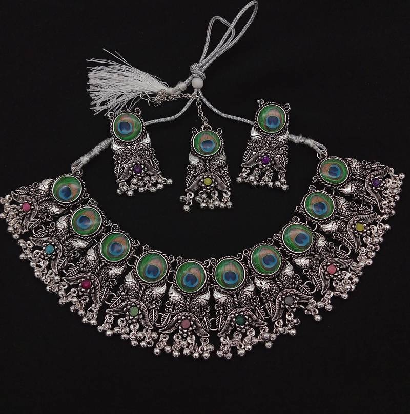 Black Yellow Gold Necklaces