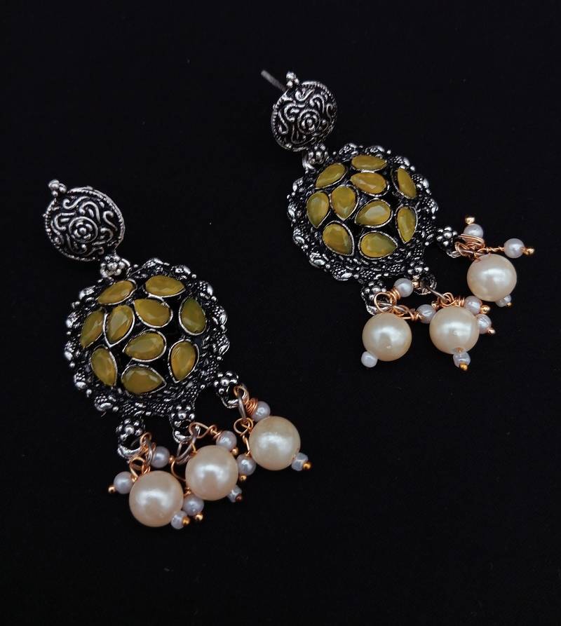 Yellow Yellow Gold Necklaces