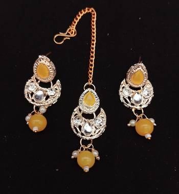 Yellow Yellow Gold Necklaces 2