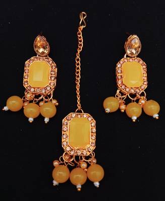 Yellow Yellow Gold Necklaces 2