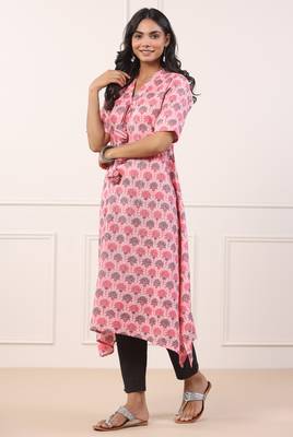 Stylish Asymmetrical Pink Cotton Kurta 4