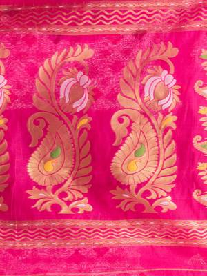 Desh Bidesh Mayur Pekham Zari Work Resham Dhakai Jamdani Pure Cotton Handloom Saree Without Blouse 5